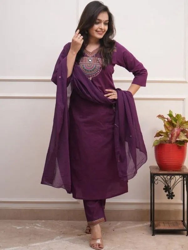 Purple_Embroidered_Ethnic_Cotton_Kurta_Set_With_Dupatta_For_Women