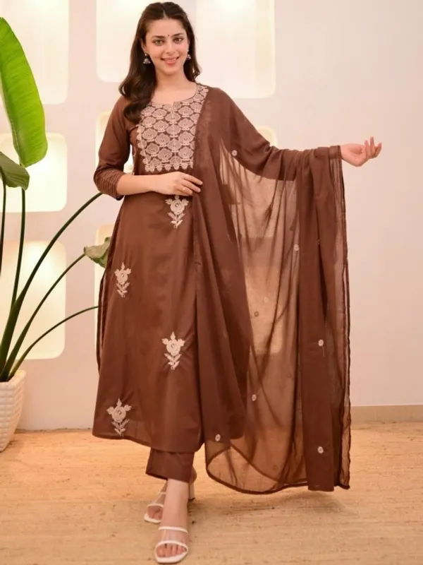 Brown_Elegant_Embroidered_Kurta_Set_With_Dupatta_For_Women