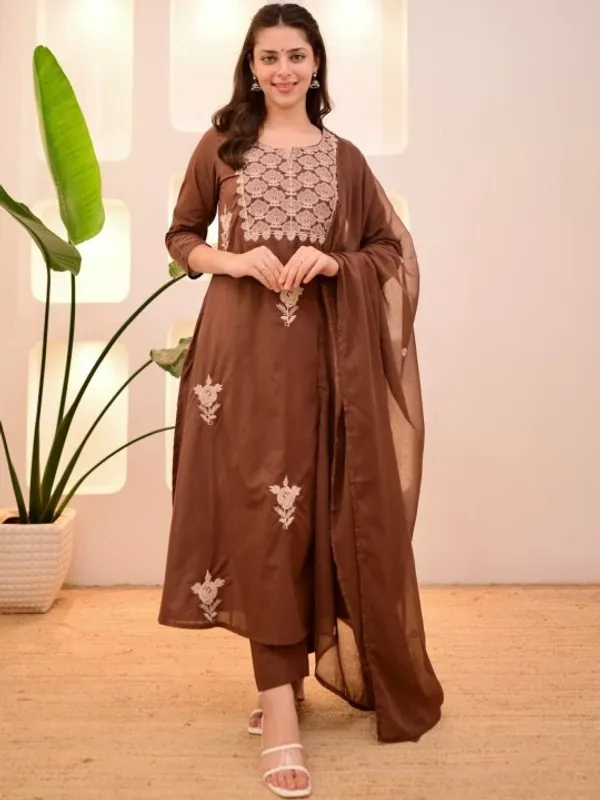 Brown_Elegant_Embroidered_Kurta_Set_With_Dupatta_For_Women