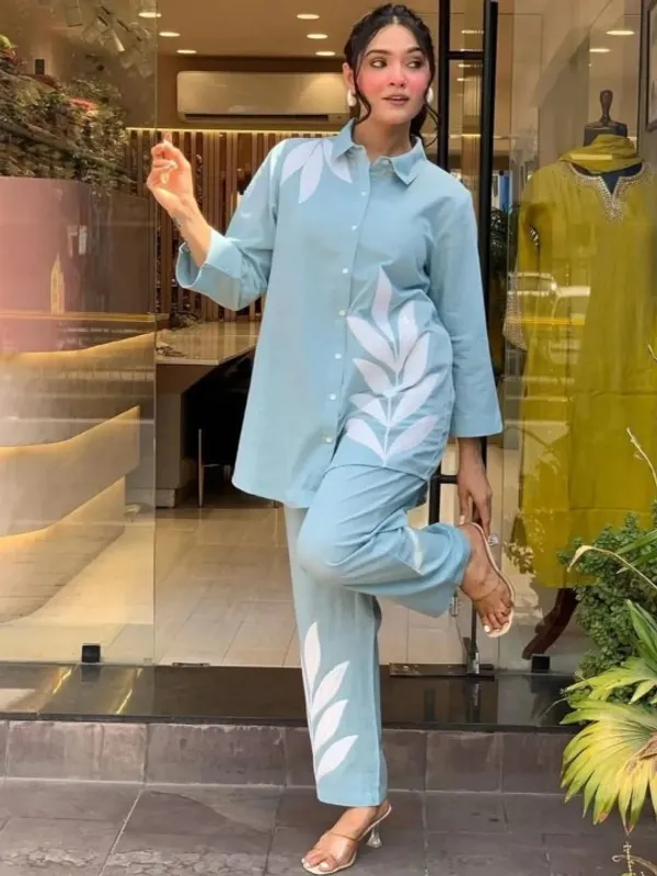 Blue_Cotton_Suit_Set_With_White_Leaf_Print_For_Women