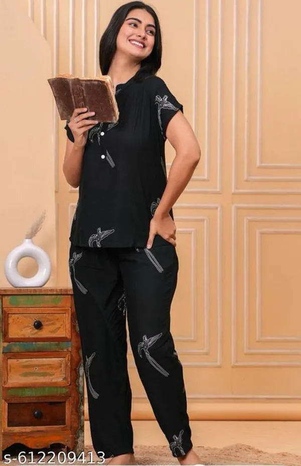 Black_Dragonfly_Print_Cotton_Night_Suit_Set_For_Women