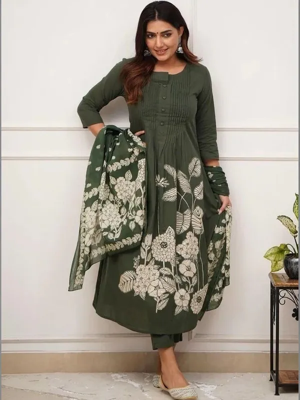 Green_Floral_Embroidered_Anarkali_Kurta_Set_With_Dupatta_For_Women