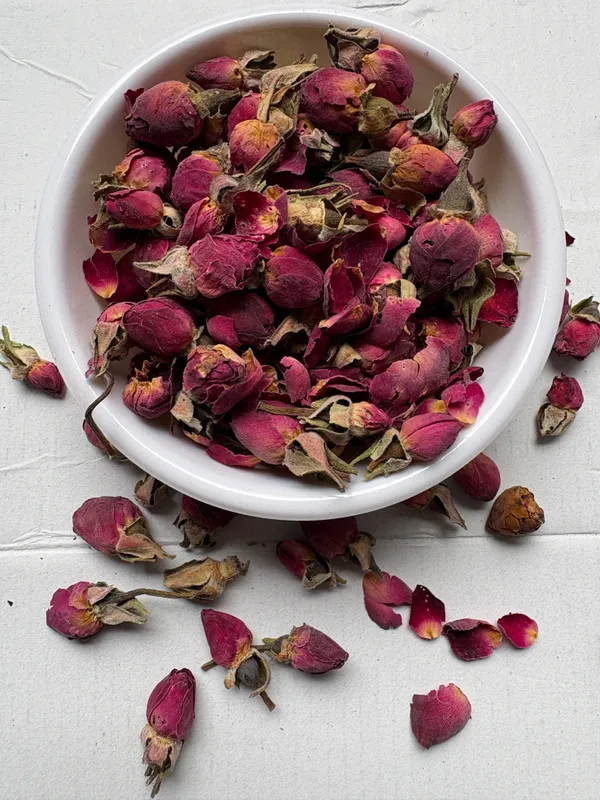 Rose_Flower_Tea_Dried_Rose_Bud_Herbal_Tea