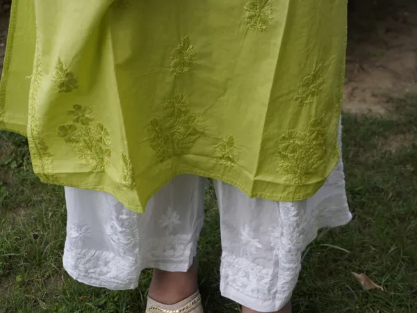 Baagh-e-Noor_–_Pure_Cotton_Ombre_Kurti