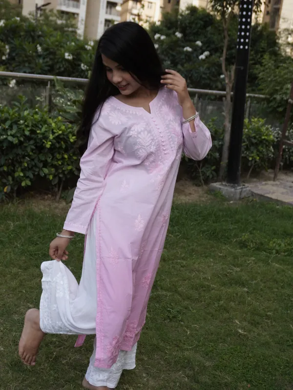 Gulaabi_Raunaq_-_Pure_Cotton_Ombre_Kurti