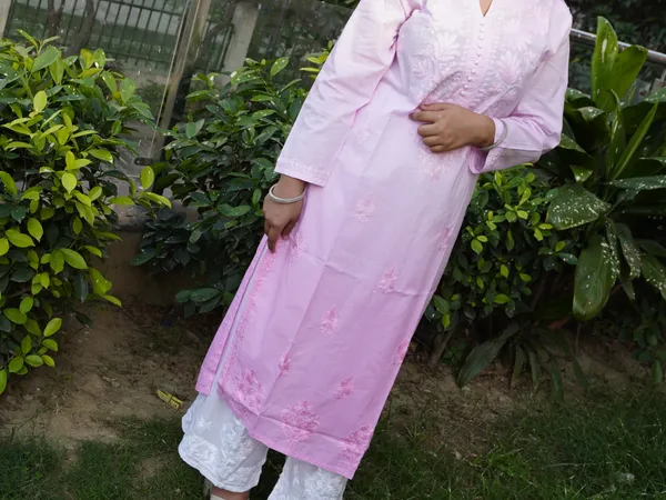Gulaabi_Raunaq_-_Pure_Cotton_Ombre_Kurti