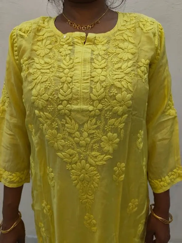 Husn-e-Adaa_Pure_Muslin_Set_-_Lime_Yellow