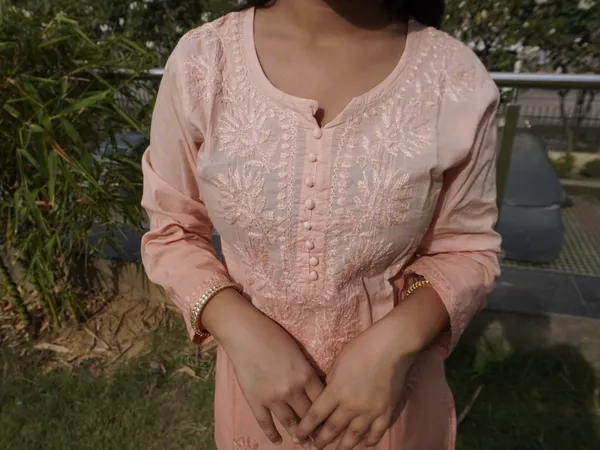 Nazakat-e-Gulnaar_–_Pure_Cotton_Ombre_Kurti