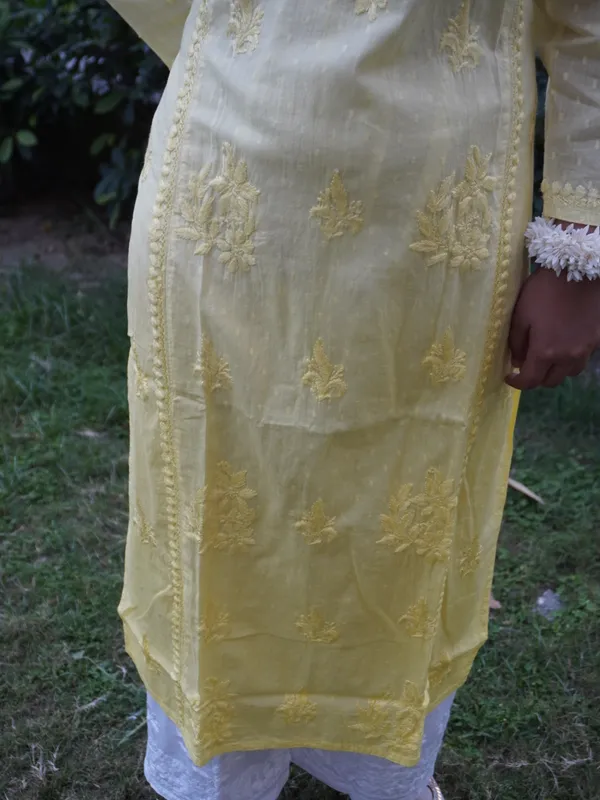 Zard-e-Nazakat_–_Pure_Cotton_Ombre_Kurti