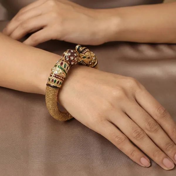 Gold_And_Red_And_Green_Traditional_Toned_Meenakari_With_Makara_Design_Bangles_For_Women