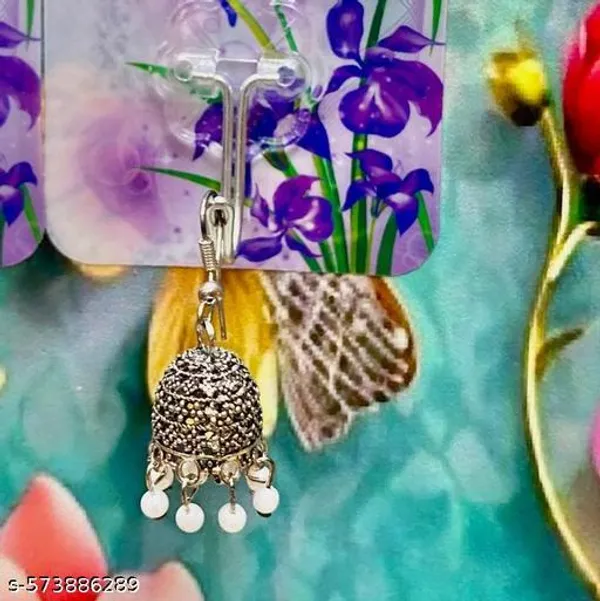 Silver_Alloy_Premium_And_Traditional_Design_Earrings_For_Women