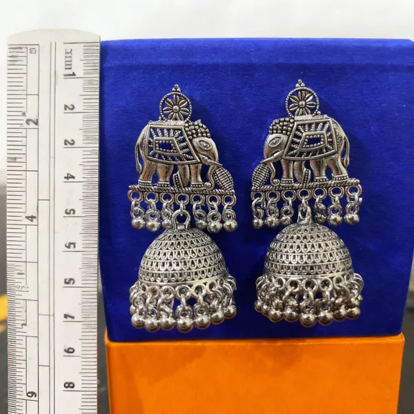 Silver_Alloy_Premium_And_Traditional_Design_Earrings_For_Women