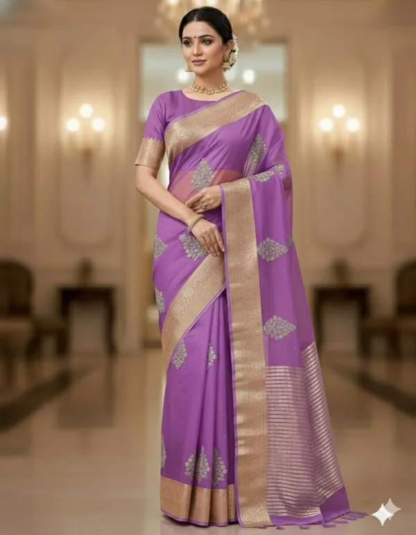Purple_Border_And_Motif_Silk_Saree_For_Women