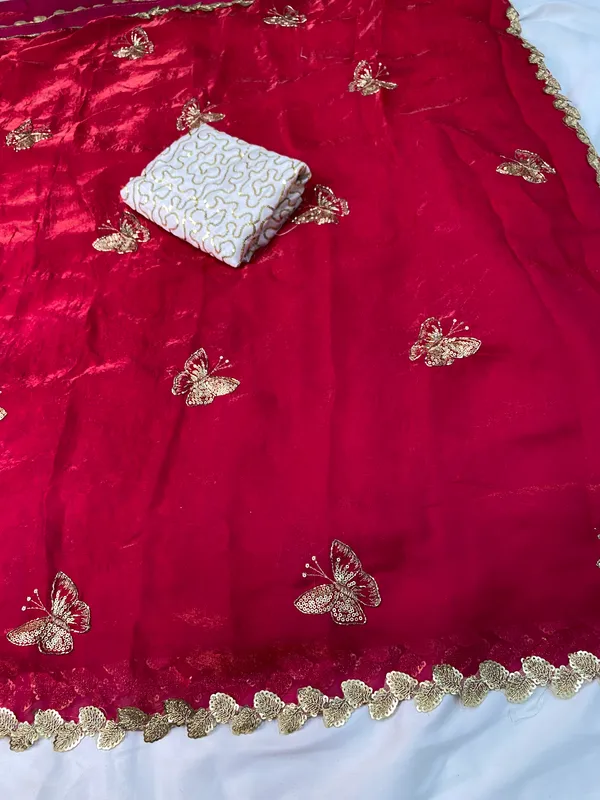 Red_Embroidered_Georgette_Saree_For_Women
