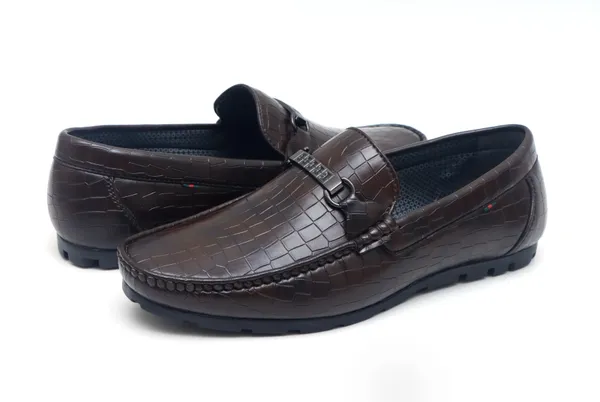 Brown_Artificial_Leather_Premium_Casual_Loafers_For_Men