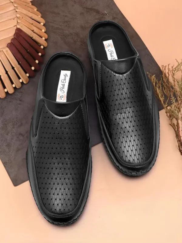 Black_Synthetic_Leather_Premium_Casual_Loafers_For_Men