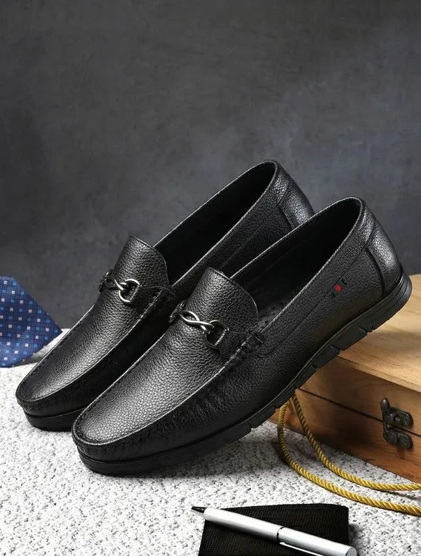 Black_Artificial_Leather_Premium_Casual_Loafers_For_Men