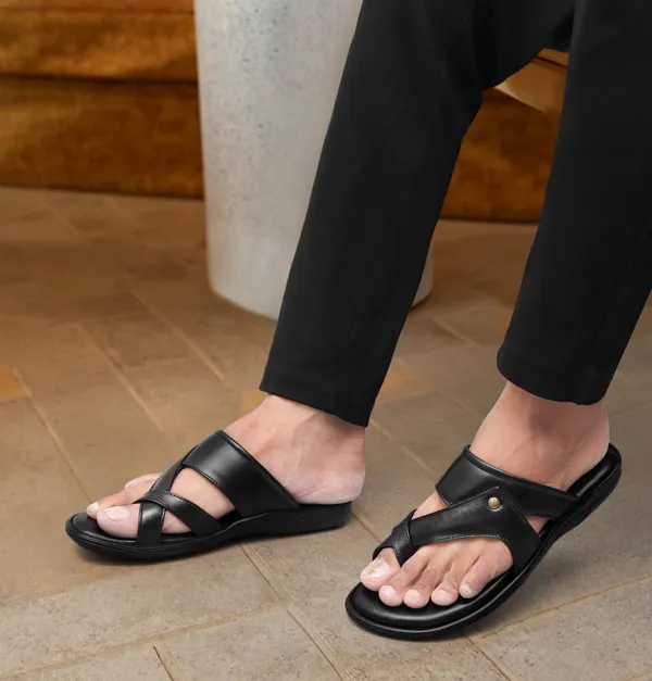 Black_Genuine_Leather_Solid_Premium_Slippers_For_Men