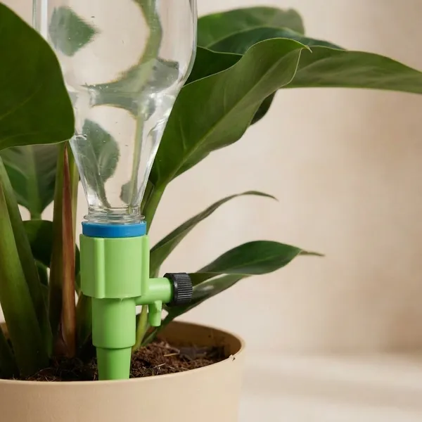 Self_Watering_Spikes_For_Plants_Pack_Of_6_|_No_Leakage_Guarantee_|_Adjustable_Drip_Irrigation_Kit_For_Indoor_&_Outdoor_Plants_|_Perfect_For_Vacation_&_Busy_Gardeners_(Green)