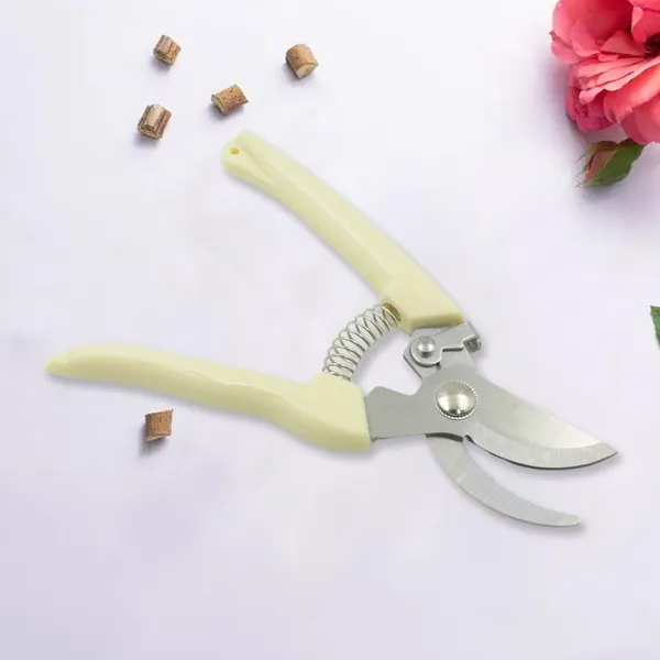 Plant_Cutter_for_Home_Garden,_Wood_Bran_(1_Pc)