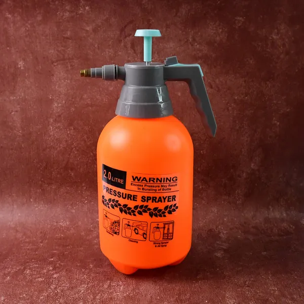 Water_Sprayer_Hand-held_Pump_Pressure_Garden_Sprayer_-_2_L_(Mix_Color)