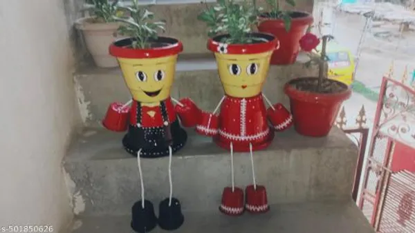 Red_Premium_Red_Couple_Planters