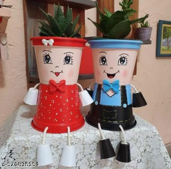 Red_Handmade_Decorative_Flower_Pot_Set_Cute_Boy_Girl_Planters_Terracotta_Pot_Craft_Pack_Of_2