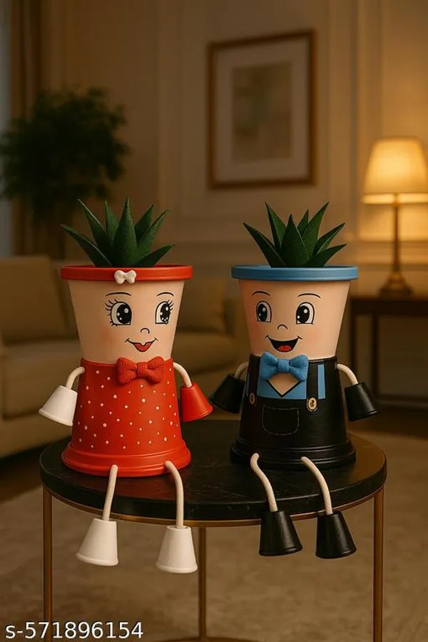 Red_Handmade_Decorative_Flower_Pot_Set_Cute_Boy_Girl_Planters_Terracotta_Pot_Craft_Pack_Of_2