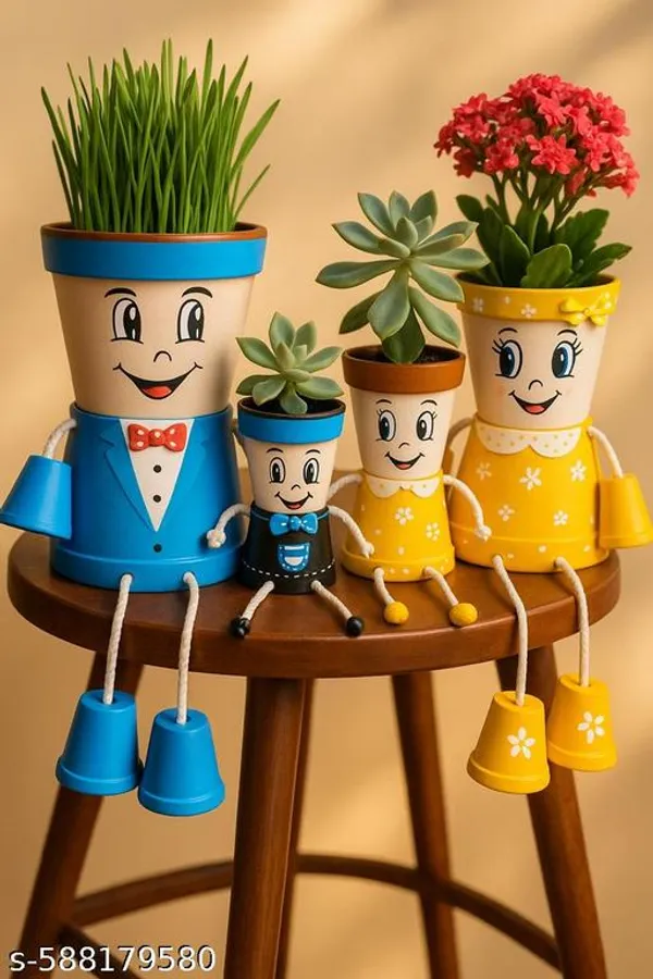 Multicolor_Handmade_Plastic_Doll_Planter_Family_Set_Cartoon_Face_Decorative_Flower_Pots_Set_Of_4