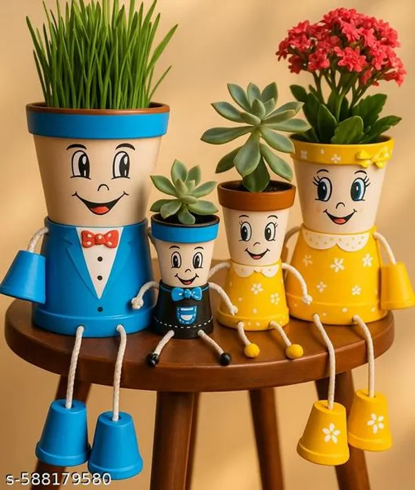 Multicolor_Handmade_Plastic_Doll_Planter_Family_Set_Cartoon_Face_Decorative_Flower_Pots_Set_Of_4