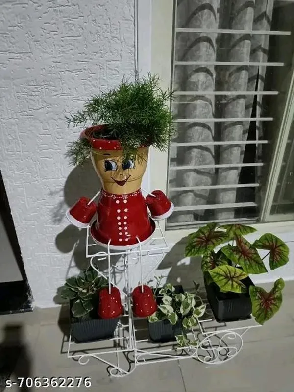 Yellow_And_Red_Couple_Planters_For_Home_Decor_Flowers_Pot