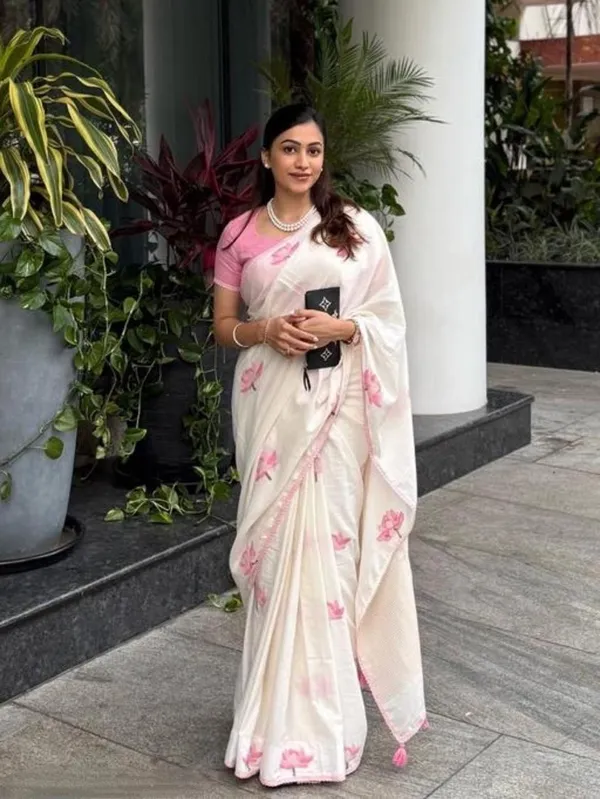 Baby_Pink_Lotus_Saree_for_Women
