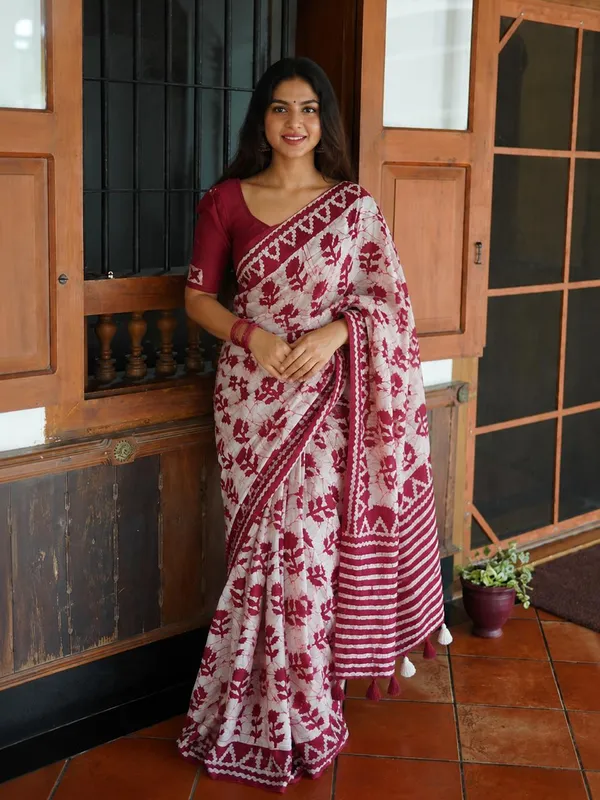 Red_Tirkhi_Saree_for_Women
