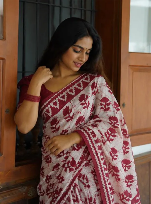 Red_Tirkhi_Saree_for_Women