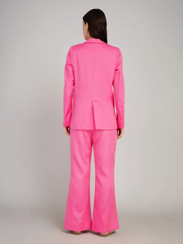 Funky_Pink_Banana_Crape_Two_Piece_Blazer_Set_For_Women
