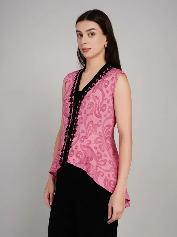Pink_Cotton_Jacquard_Top_For_Women