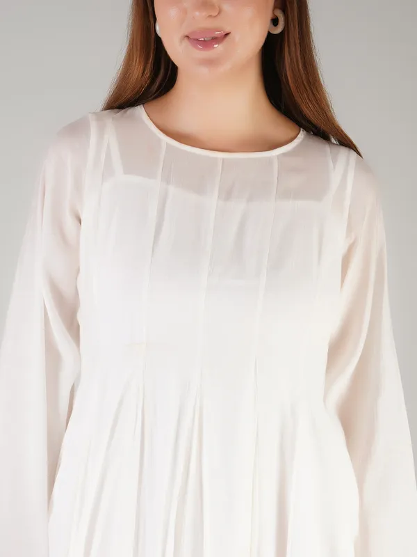 Gulzar_Ivory_&_Mauve_Kalidaar_Set