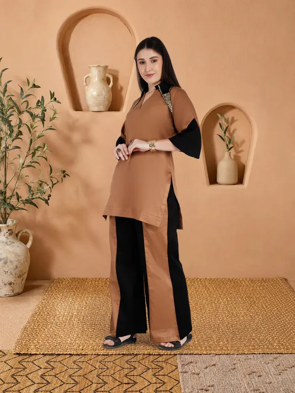 Modern_Geo_Collar_Set