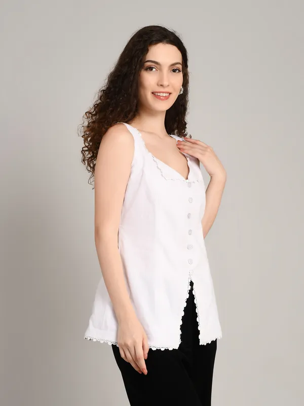 WHITE__STYLISH_AND_ELEGANT_COTTON_LACE_TOP