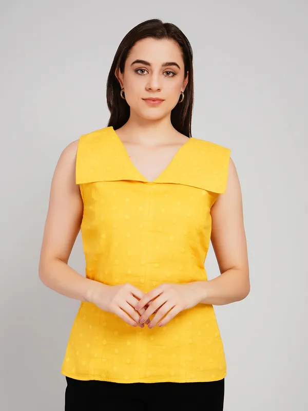 Yellow_Breathable_Pure_Cotton_Stylidh_Collar_Top_For_Women