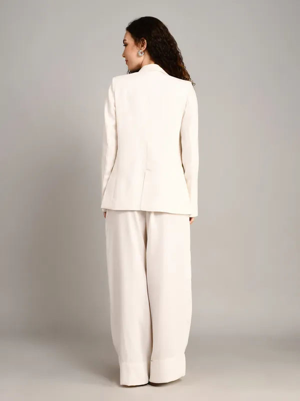 White_Imported_Crape_Single_Brested_Blazer_For_Women