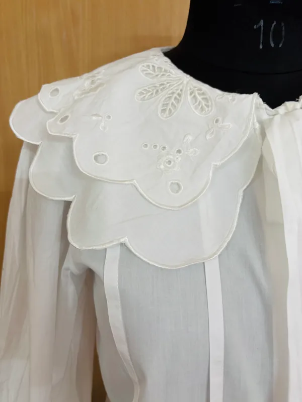 Women__White_Color_Pure_Cotton__Fabric__Schiffli_Emroidered_Scallop_Collar_Designer_Shirt