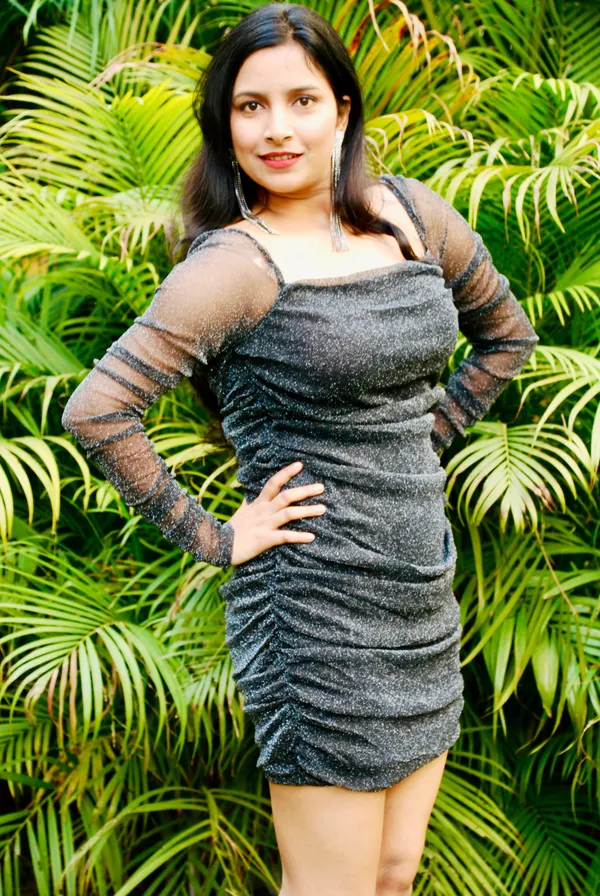 Black_And_Silver_Mesh_Fabric_Ruched_Party_Bodycon_Dress_For_Women
