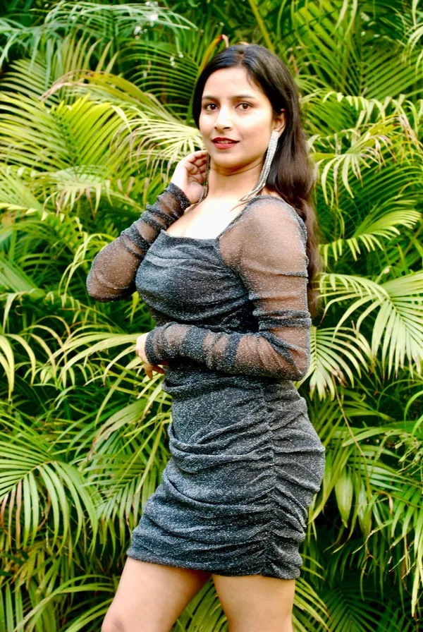 Black_And_Silver_Mesh_Fabric_Ruched_Party_Bodycon_Dress_For_Women