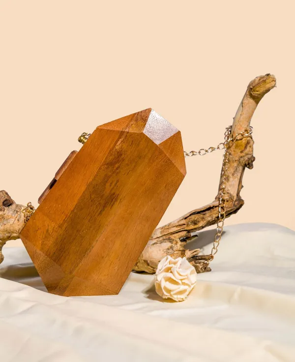 Brown_Asymmetric_Acacia_Wood_Geometric_Bag_For_Women
