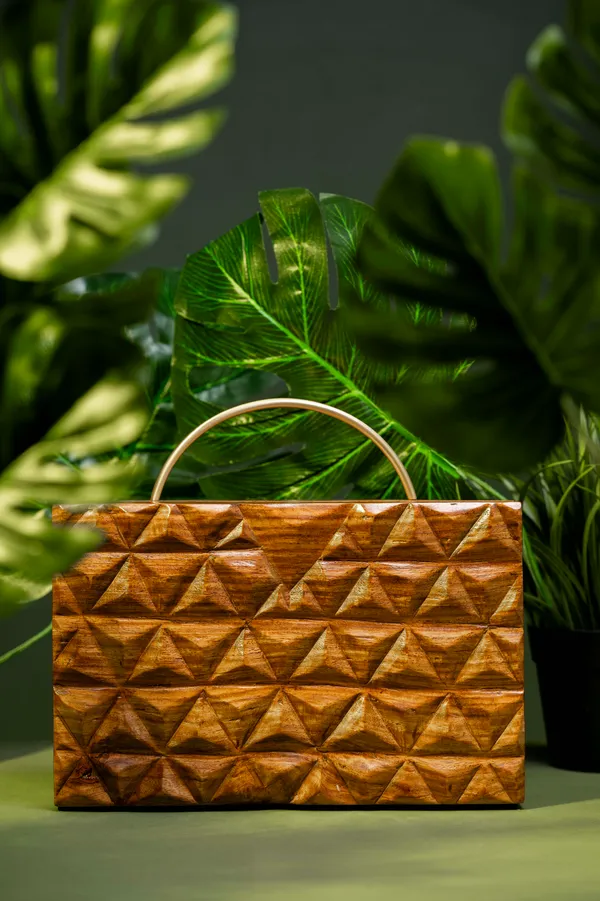 Brown_Hand_Carved_Triangle_Geometric_Pattern_Bag_With_Half_Round_Handle_For_Women