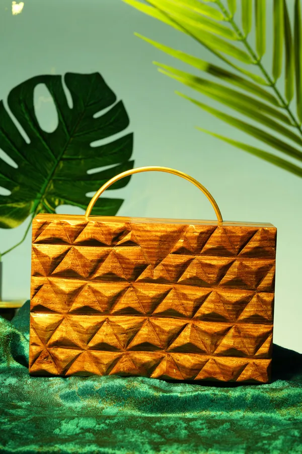 Brown_Hand_Carved_Triangle_Geometric_Pattern_Bag_With_Half_Round_Handle_For_Women