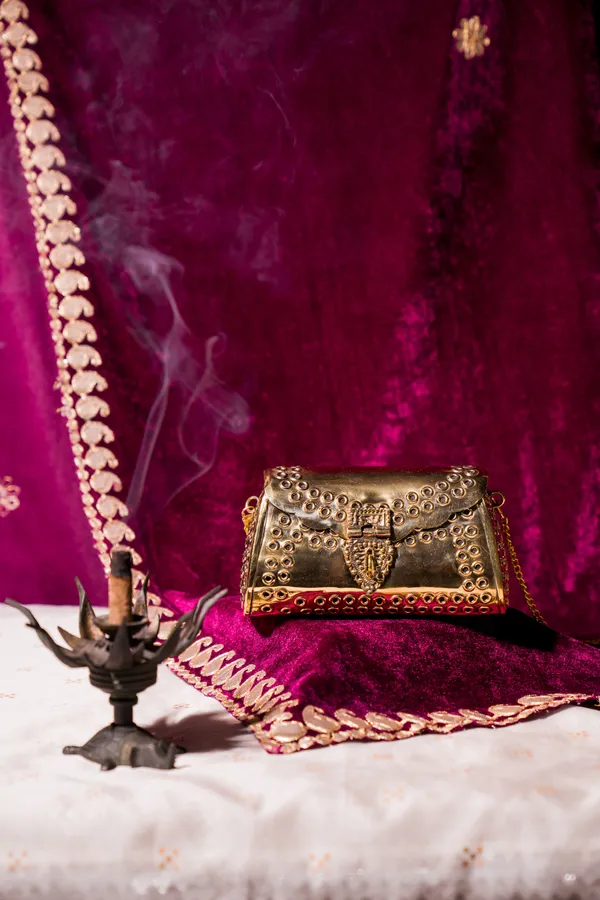 Gold_Punched_Rivet_Gold_Brass_Bag_For_Women