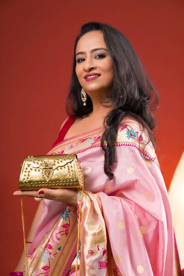 Gold_Punched_Rivet_Gold_Brass_Bag_For_Women