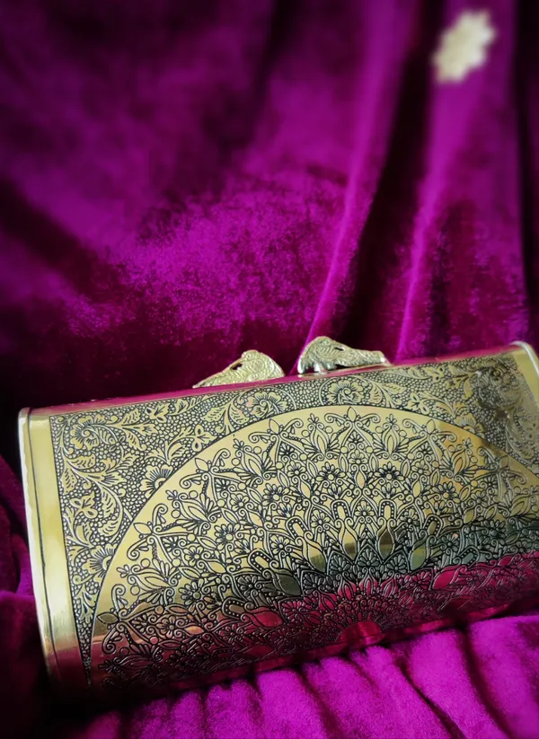 Gold_Mandala_Brass_Ethnic_Clutch_For_Women